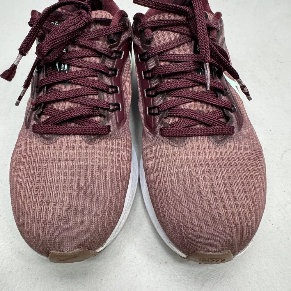 Nike Air Zoom Pegasus 39 Running Shoes Womens 6 Burgundy Mint Athletic